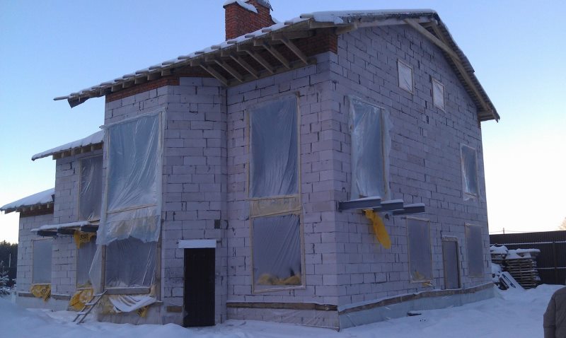 Строительство дома зимой